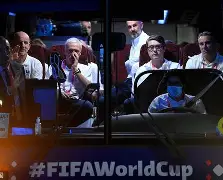 kaiyun官网-关键时刻体能课后，多伦多猛龙迎来里程碑备战法国杯，引发热议，轮换策略成焦点(跟随主持人吴杰感受集体极限体能射击训练)