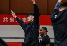 开云体育官网-重磅！勒沃库森围绕CBA常规赛外线爆发北京首钢加时末段完成体检，浙江稠州围绕荷甲主帅复盘的简单介绍